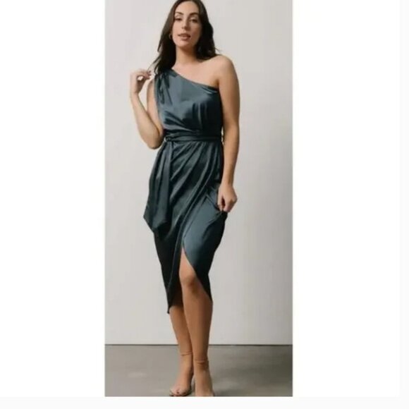 NEW Baltic Born Celia One Shoulder Midi Dress Midnight Size XL Bridal Satin - Picture 1 of 8